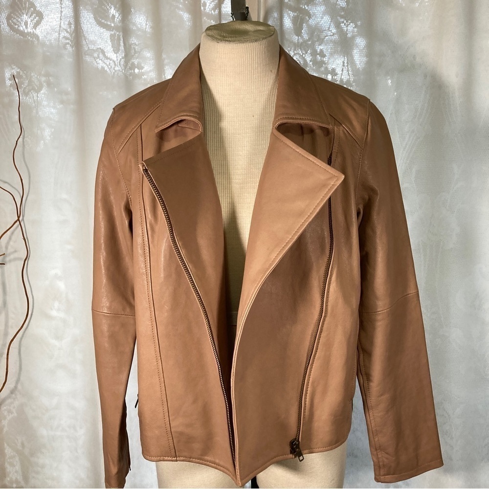 NWT Eileen Fisher  Women’s Bleige Asymmetrical Leather Jacket Size 8